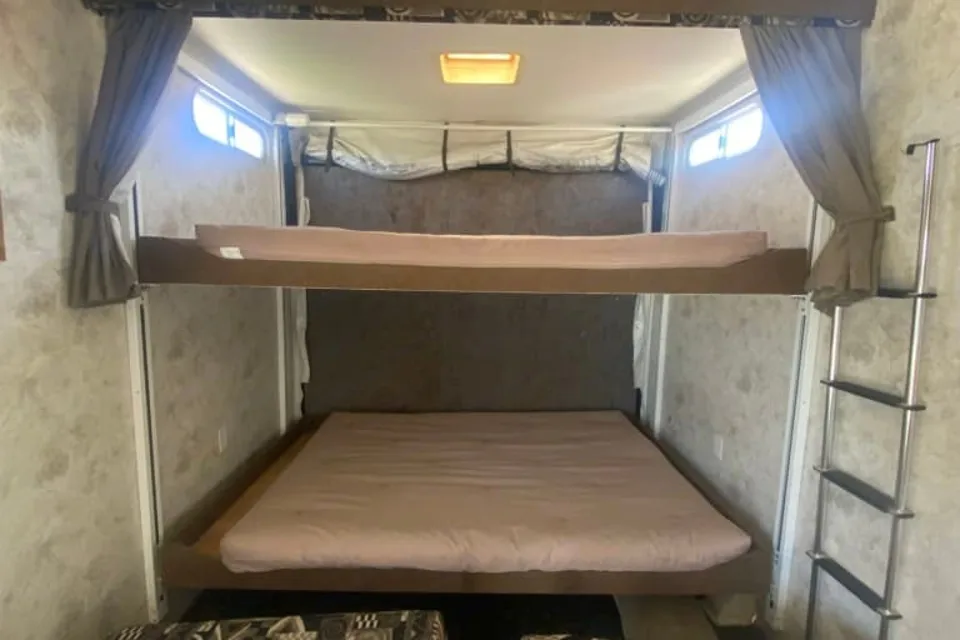 The ATTITUDE toy trailer