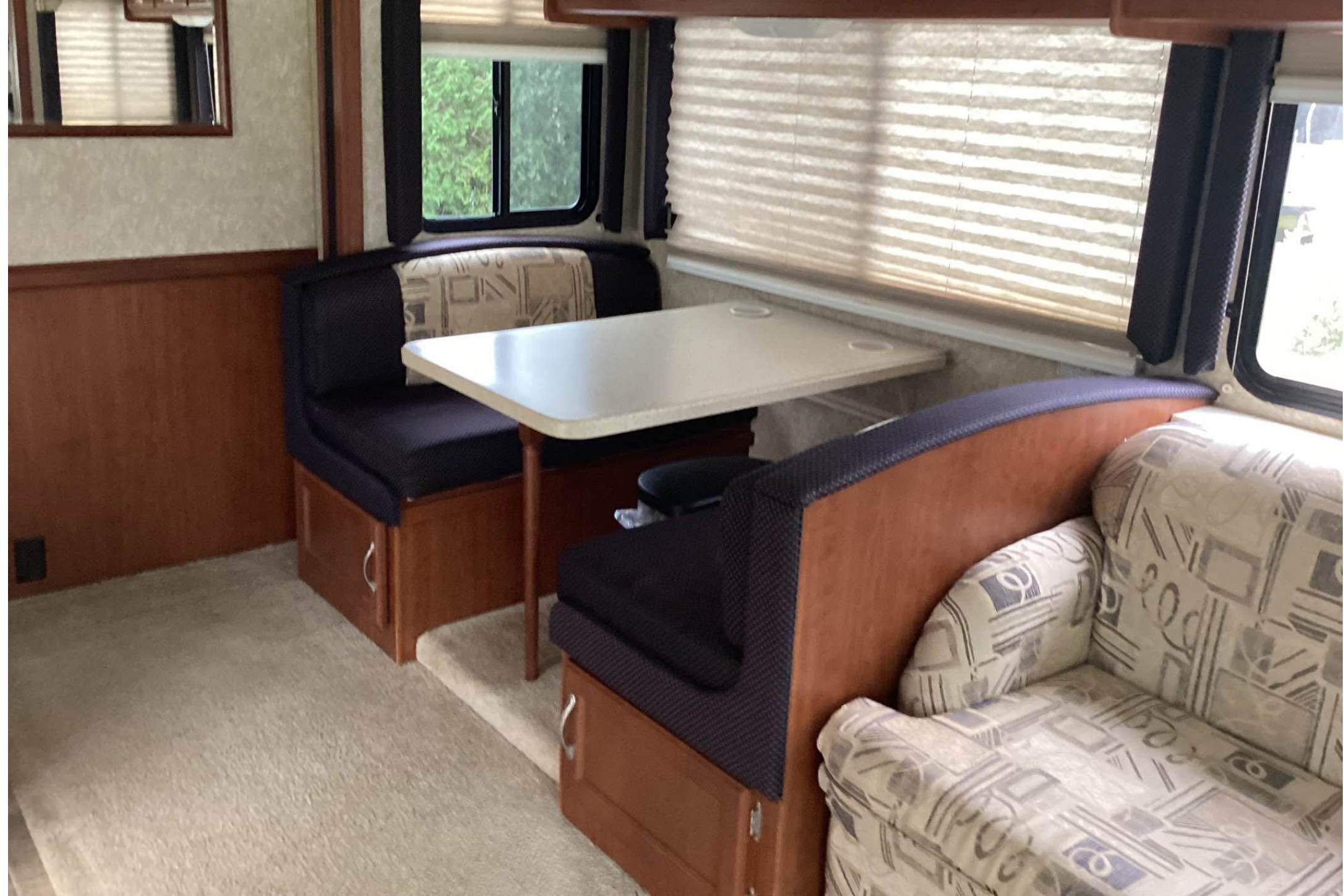 Jim's Thor Motor Coach Hurricane  Class A