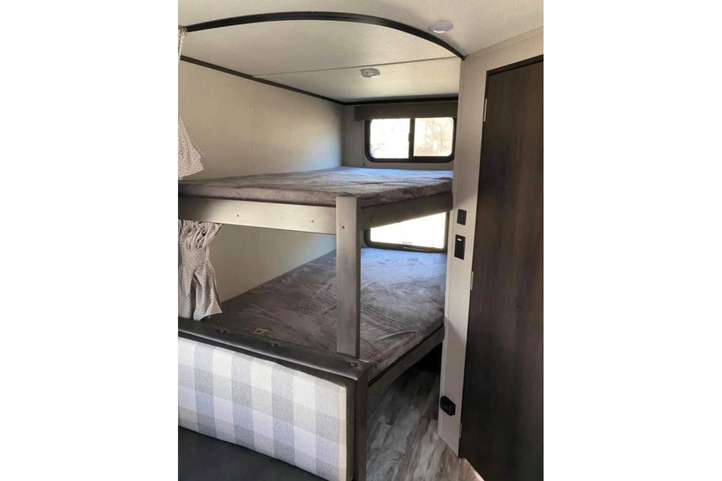 Grand Design Transcend Xplor 261BH