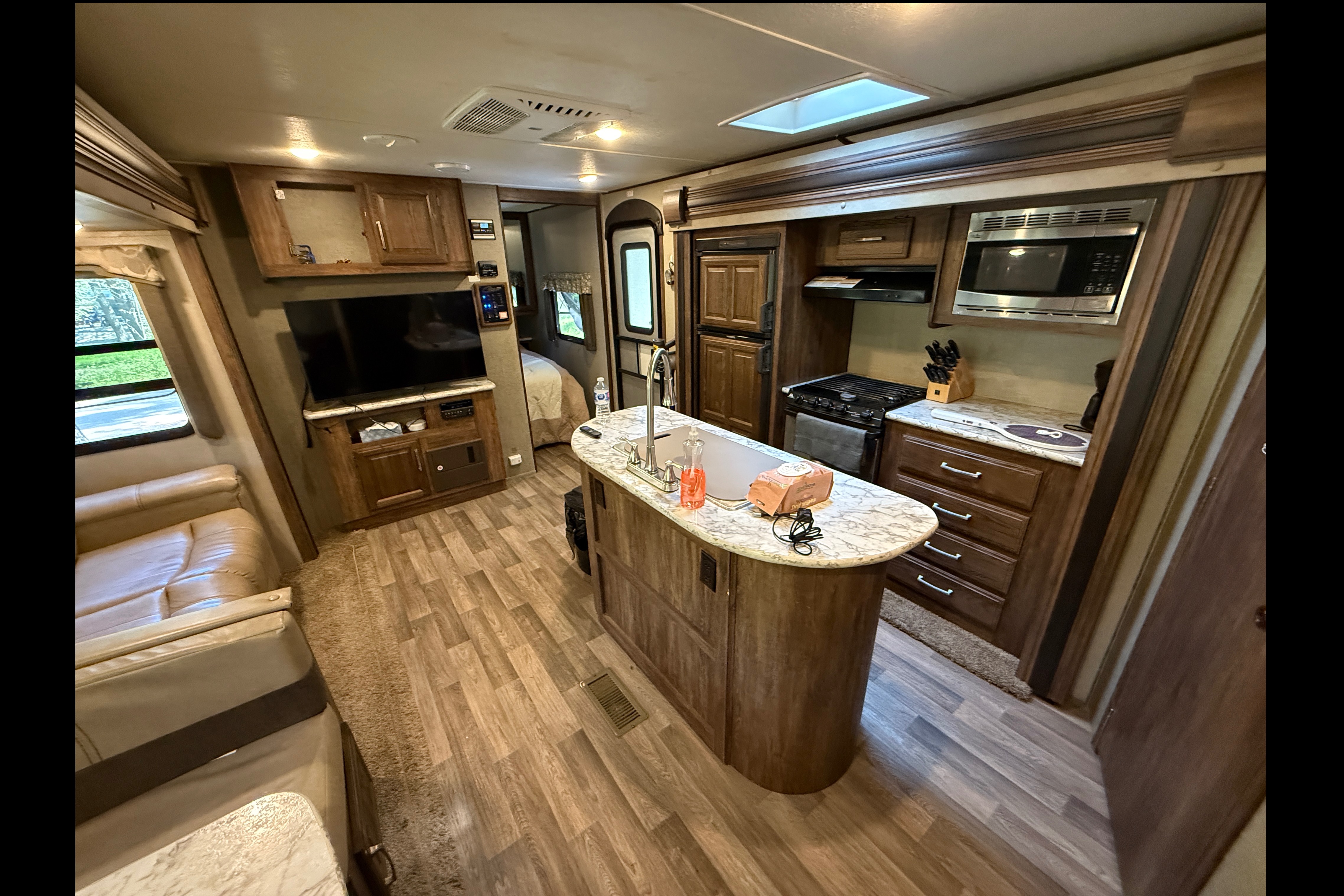Brandon's Keystone Cougar Travel Trailer