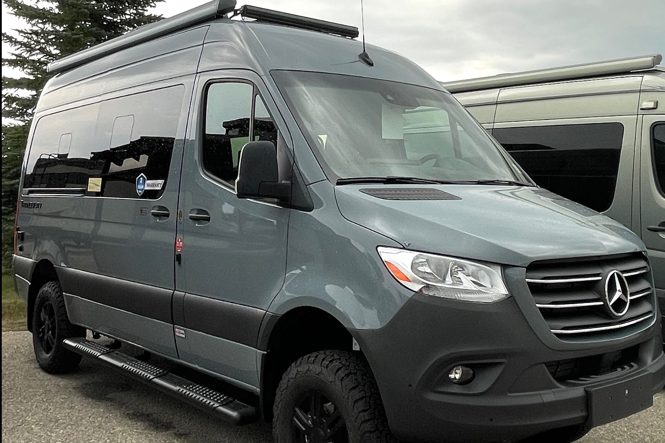 Yiwen's Thor Motor Coach Sanctuary 19A Class B