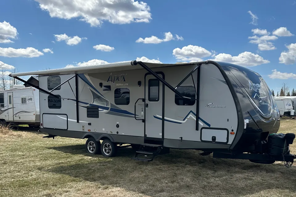 Coachmen Apex Ultra Lite 27.5 BHS Travel Trailer