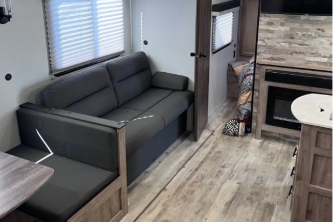 Bryan & Karen's Grand River 27BHS Travel Trailer