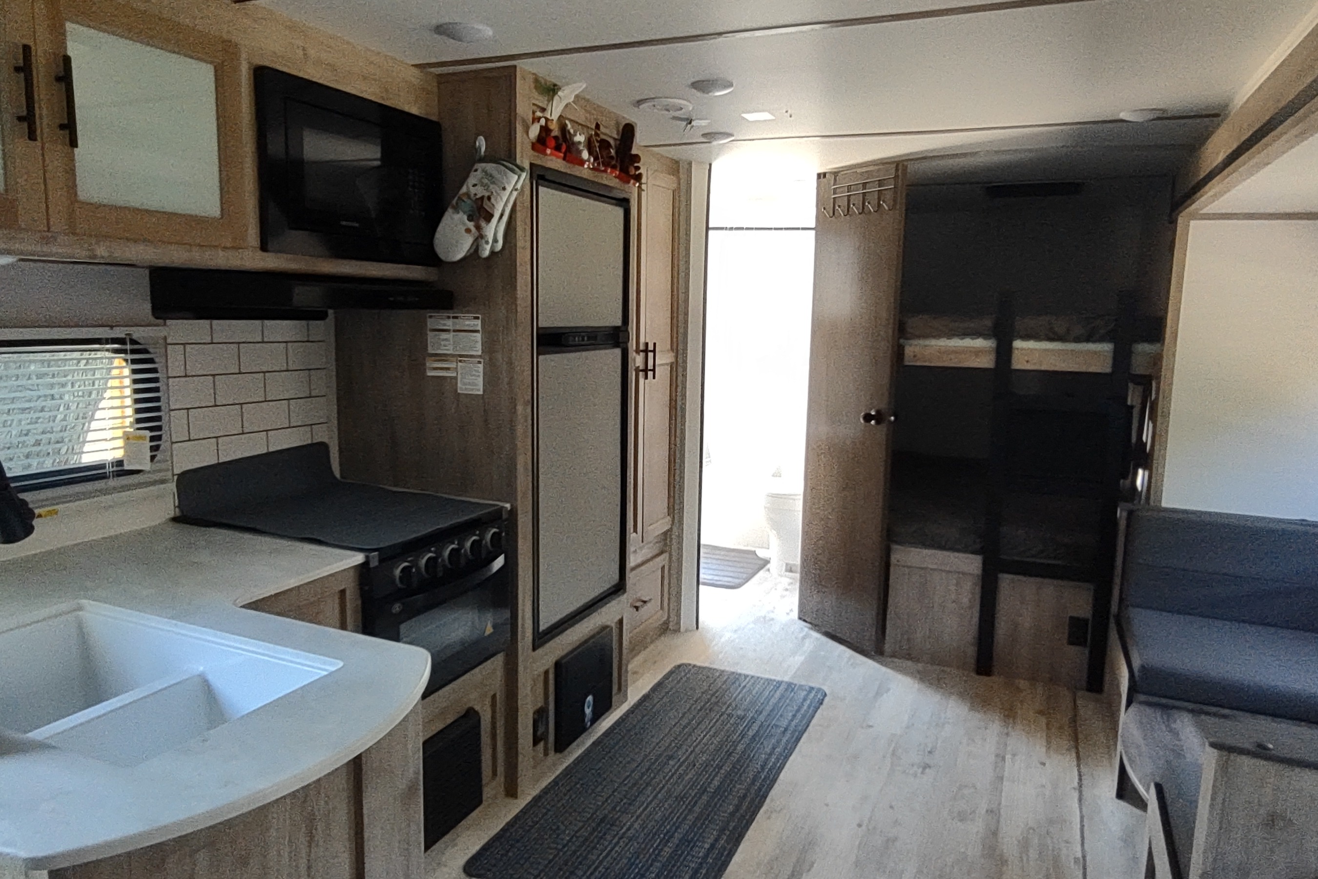 Bryan & Karen's Grand River 27BHS Travel Trailer