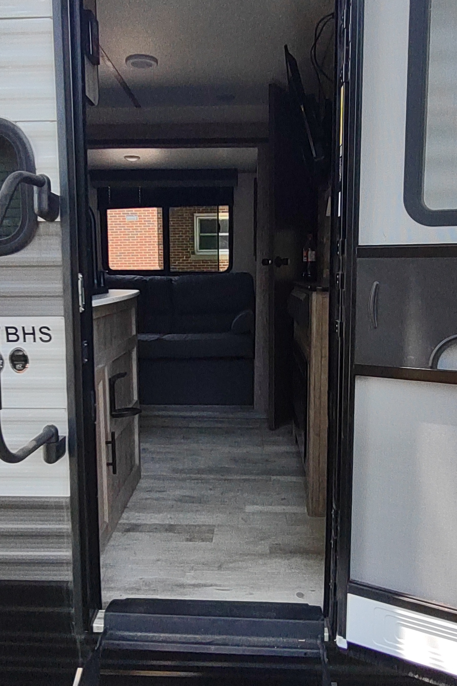 Bryan & Karen's Grand River 27BHS Travel Trailer