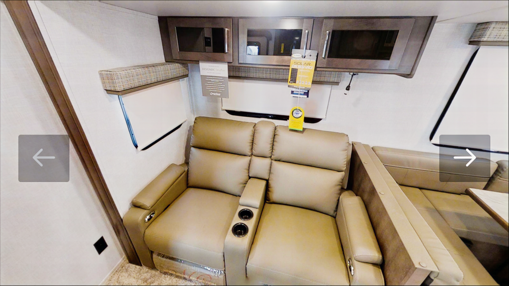 Manno's Flagstaff Super lite 27bhws Travel Trailer
