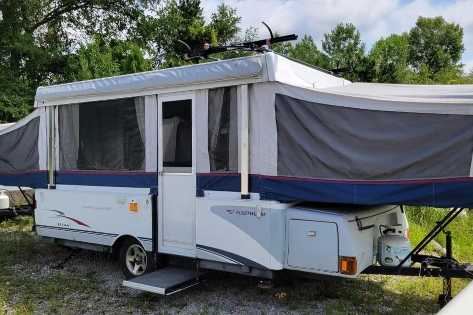 pop out trailer great condition