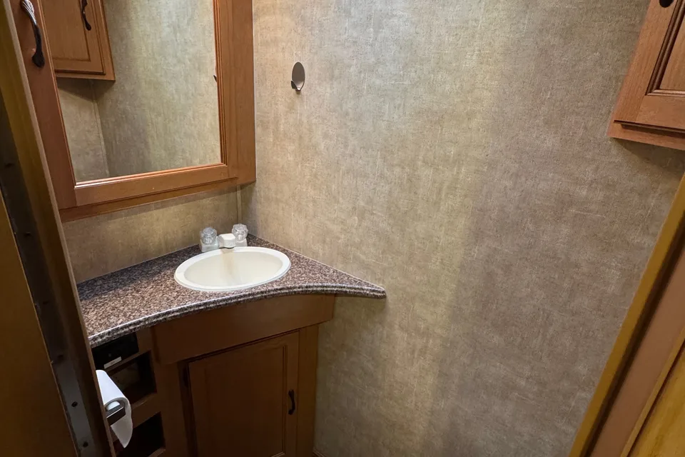 Coachmen Freelander Class C