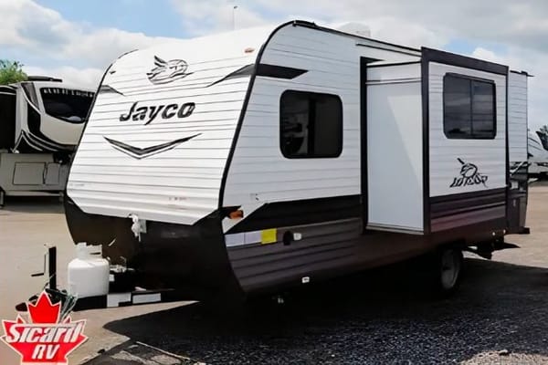 Kevin's Jayco – 3,500 lbs, Slide-Out, Easy Tow for Trucks & Some SUVs, Sleeps 6!