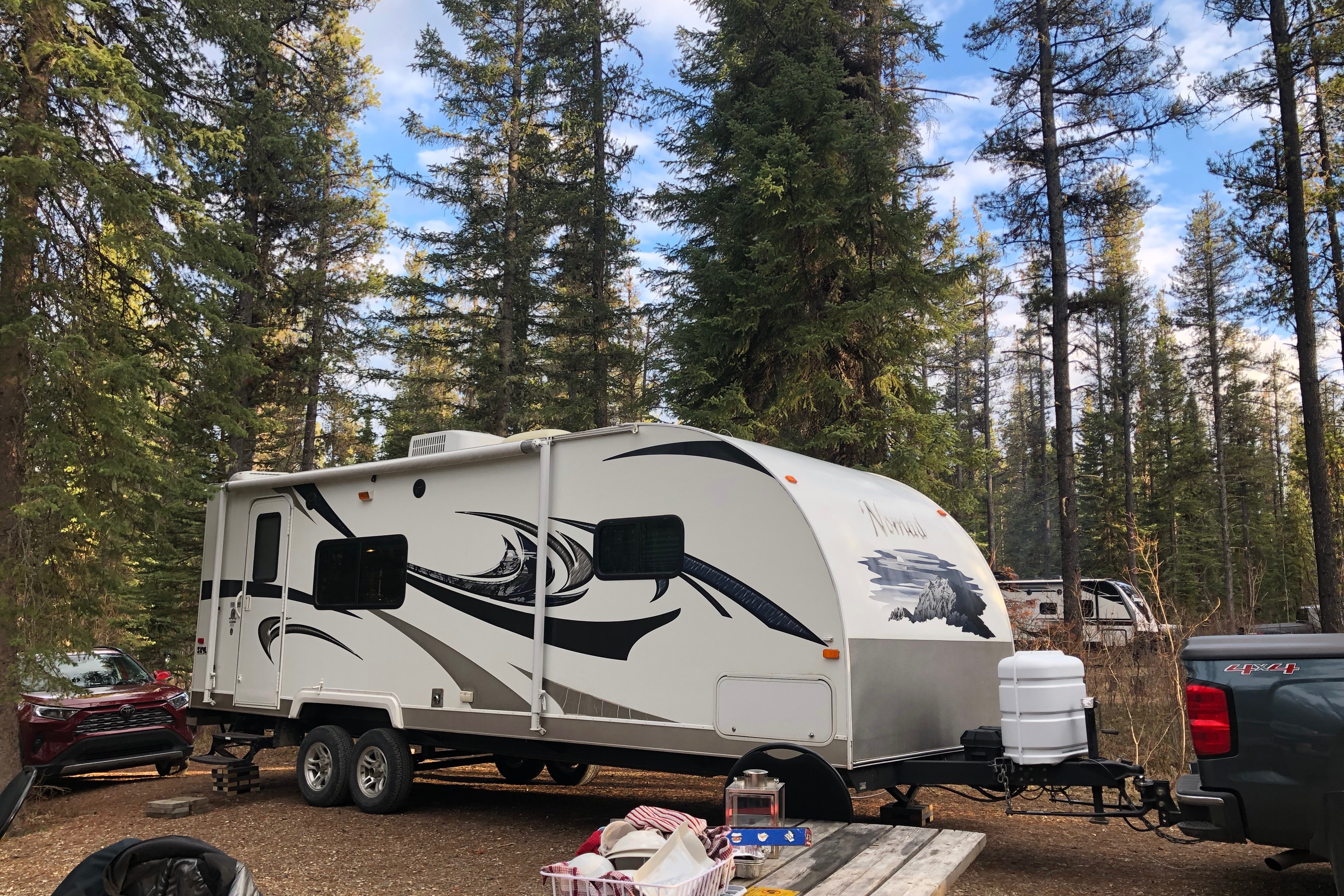 YAN SCHULTZ 's Skyline SELECT260 Travel Trailer
