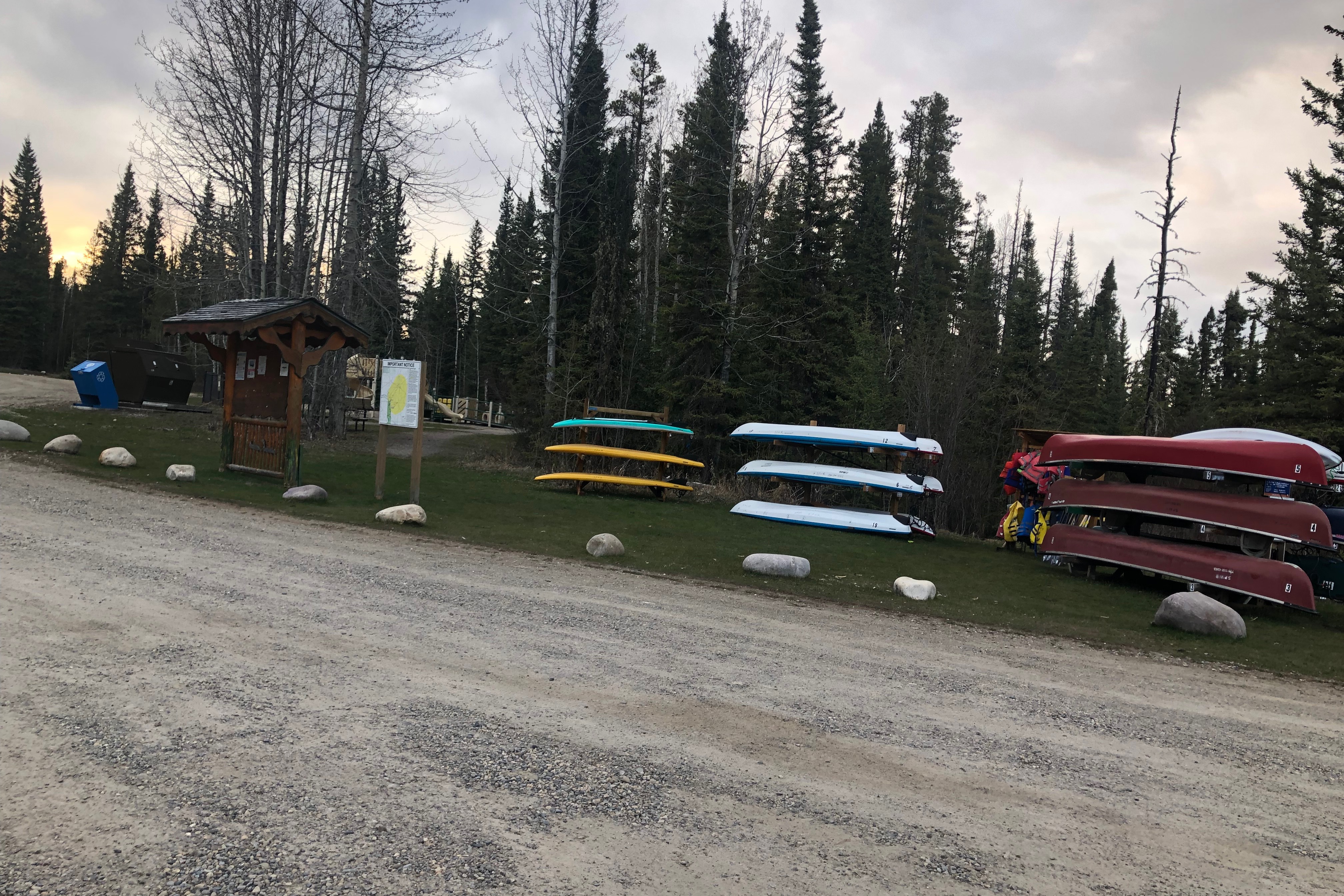 YAN SCHULTZ 's Skyline SELECT260 Travel Trailer