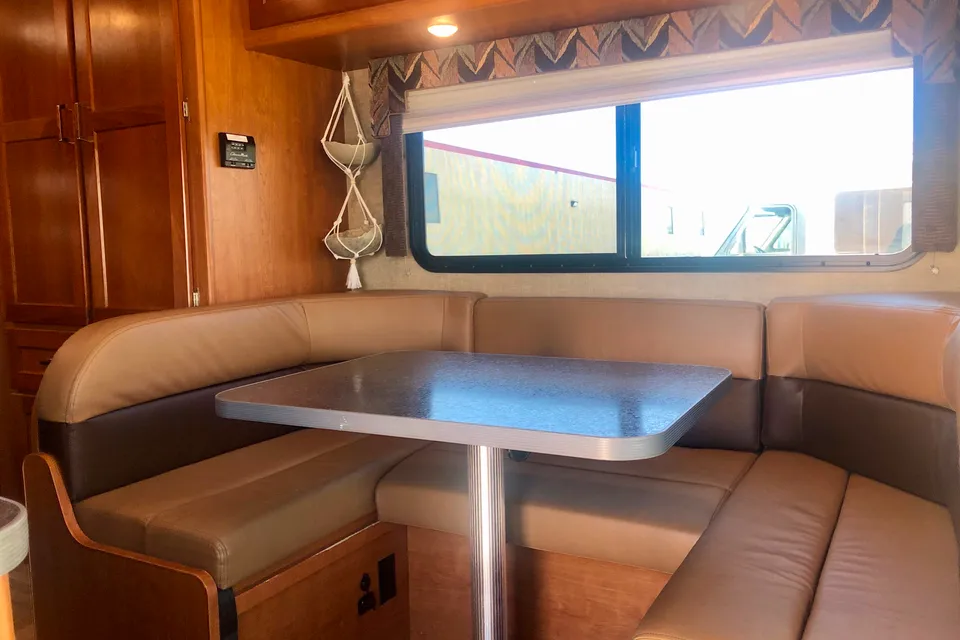 BIG BUS