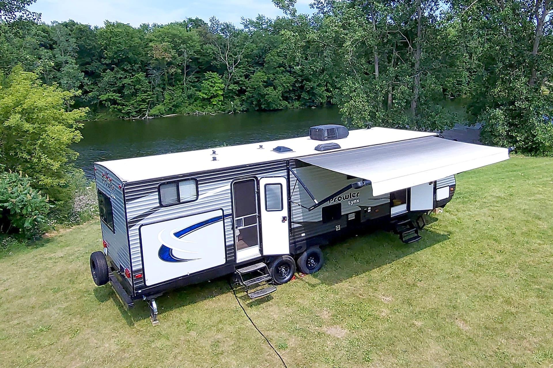 Heartland Prowler Lynx 35' 31LX Bunkhouse