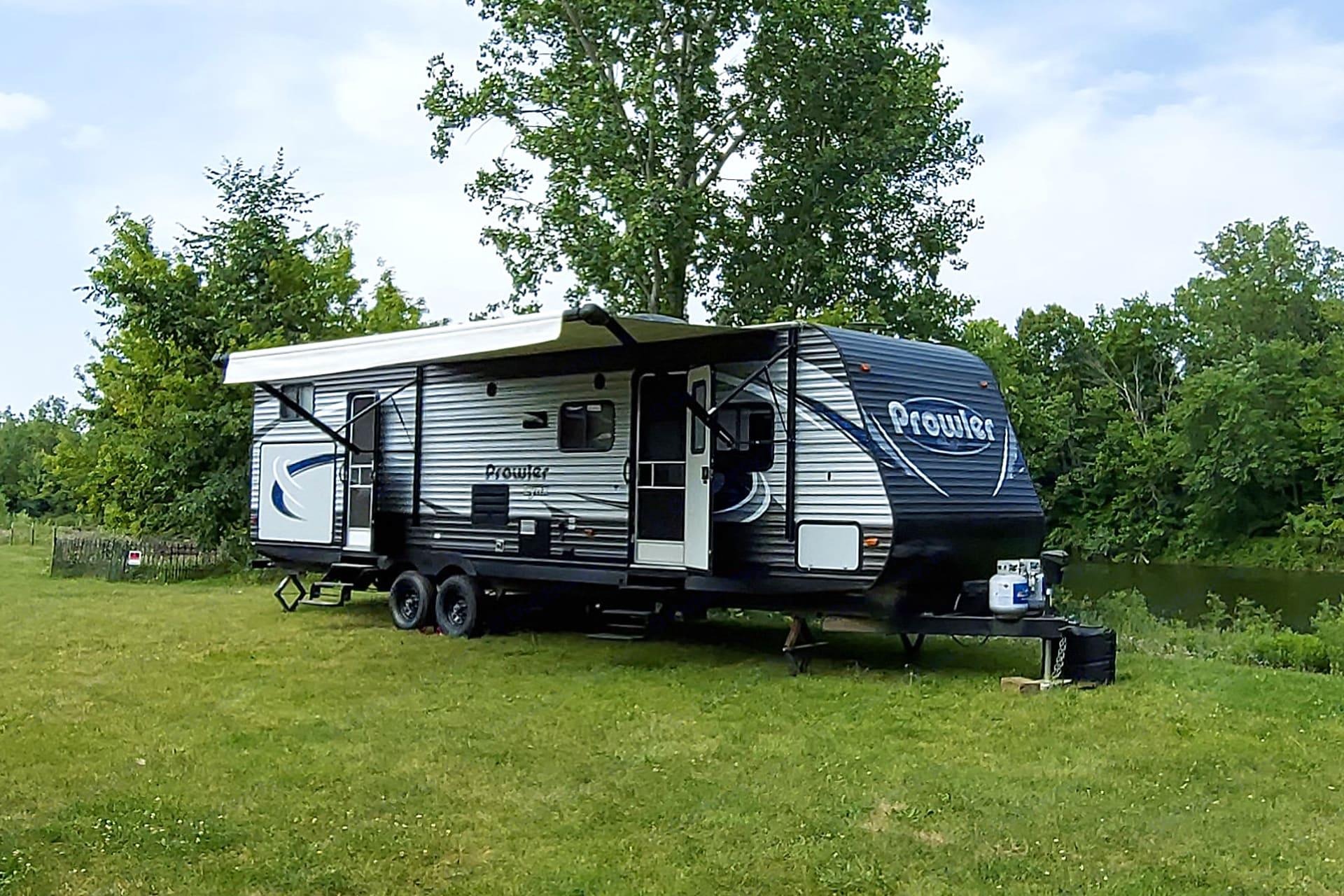 Heartland Prowler Lynx 35' 31LX Bunkhouse
