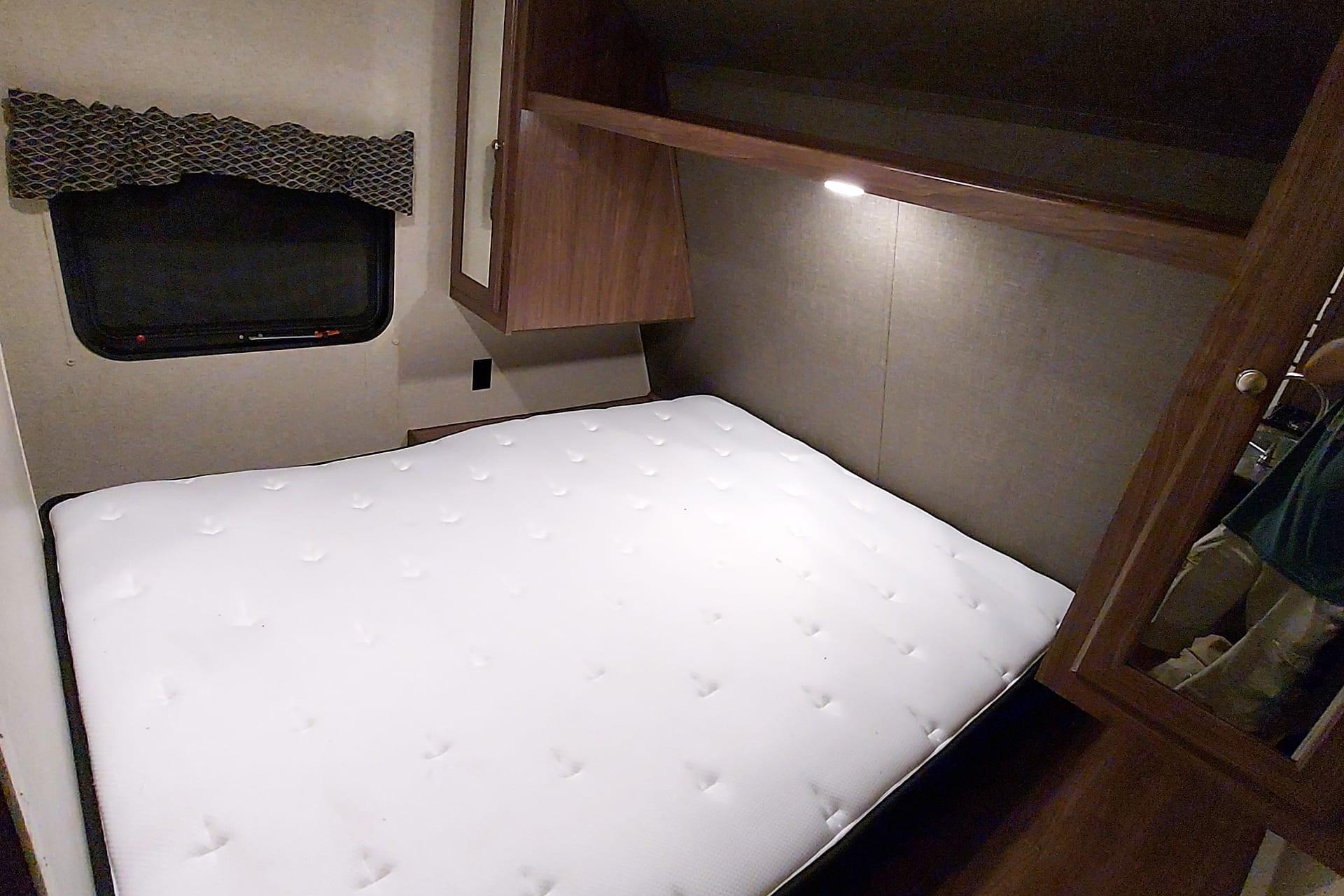 Heartland Prowler Lynx 35' 31LX Bunkhouse
