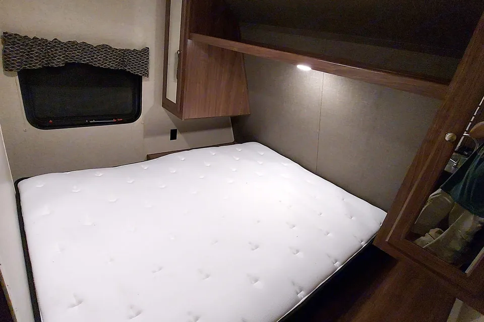 Heartland Prowler Lynx 35' 31LX Bunkhouse