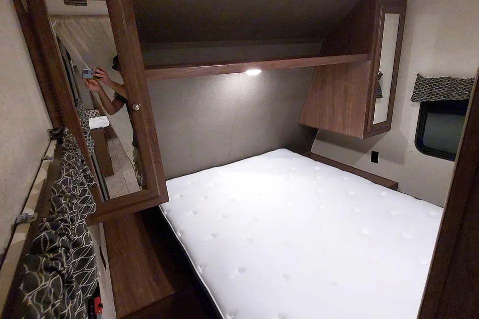 Heartland Prowler Lynx 35' 31LX Bunkhouse