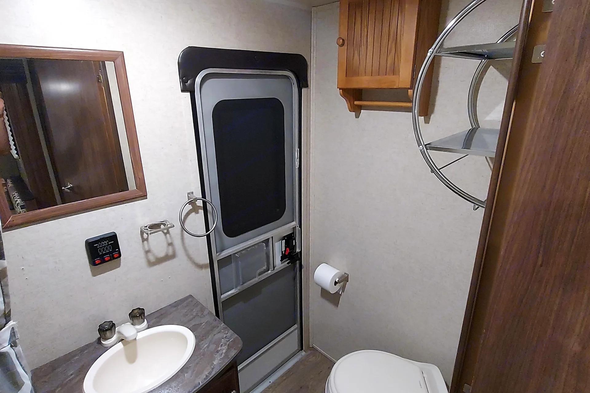 Heartland Prowler Lynx 35' 31LX Bunkhouse
