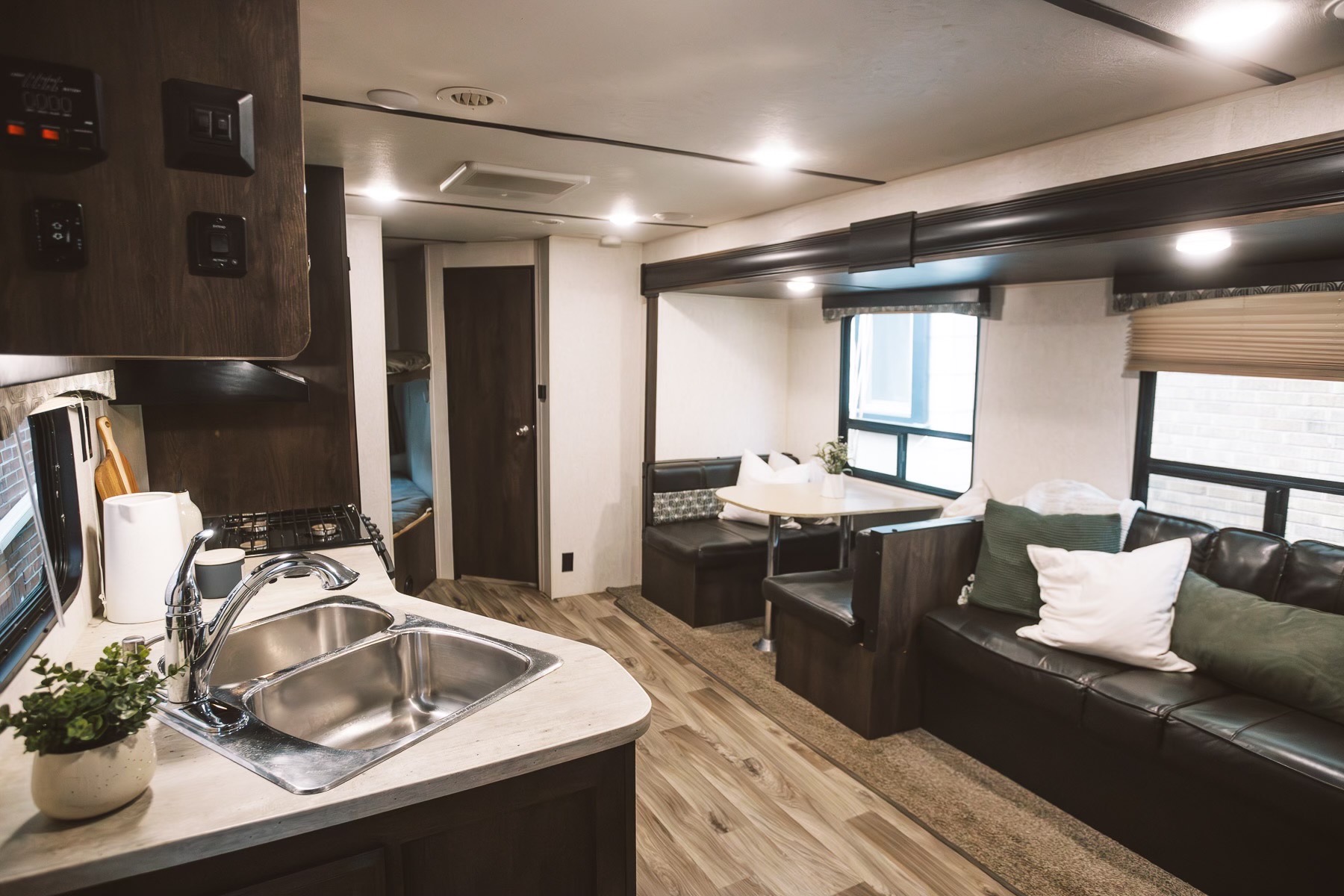 The Cozy Caravan