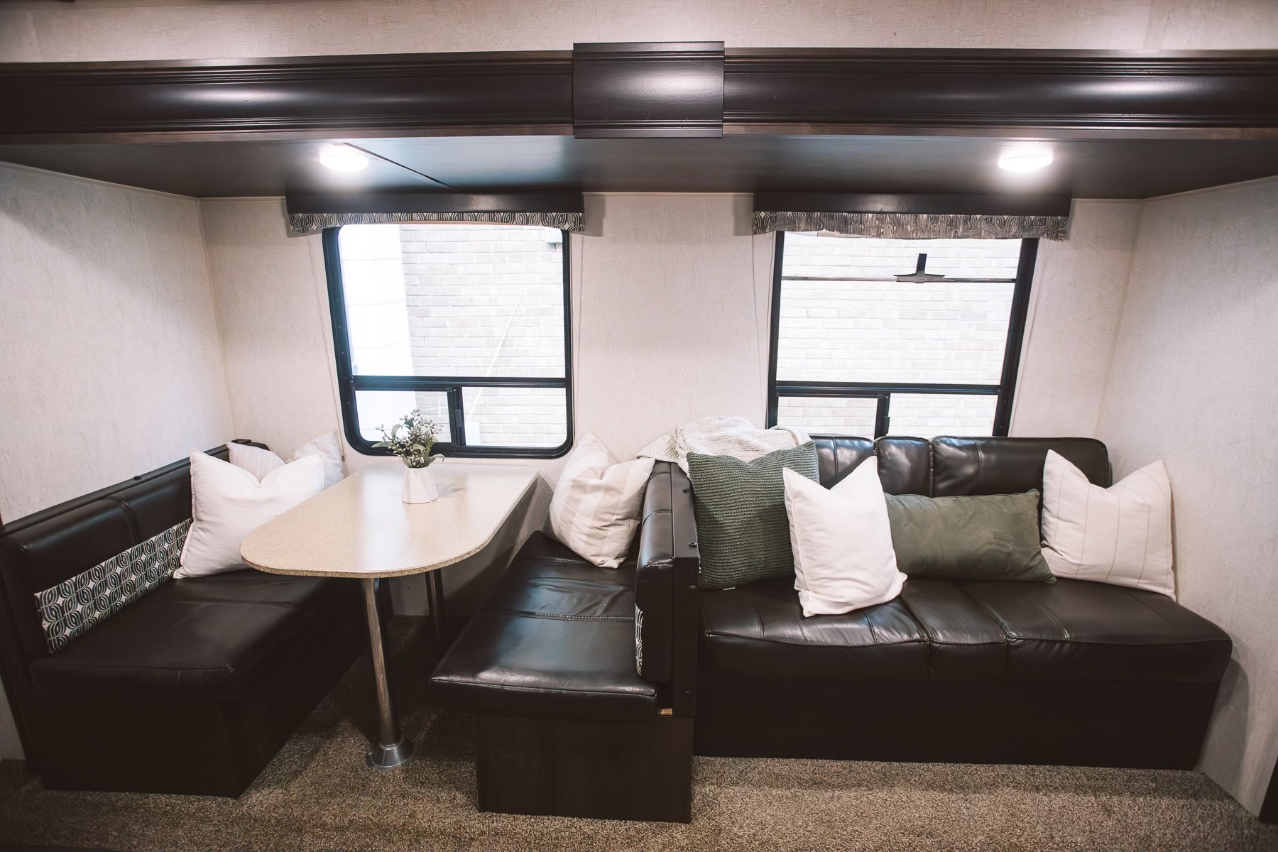 The Cozy Caravan