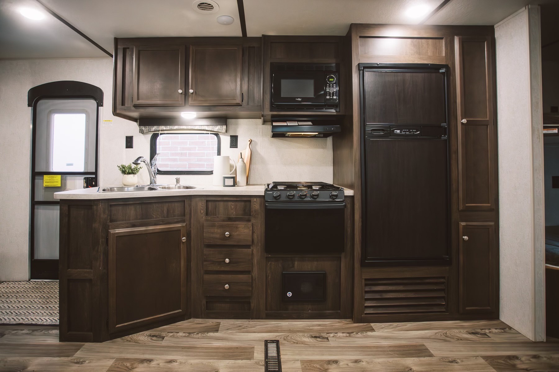 The Cozy Caravan