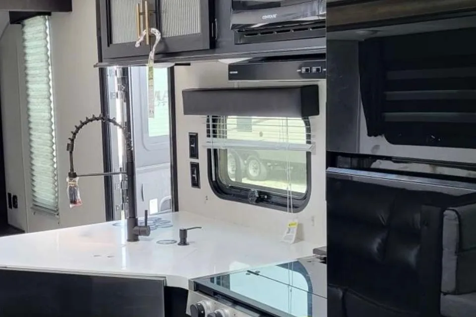 Yousra's Forest River Grey wolf 26DBH Travel Trailer