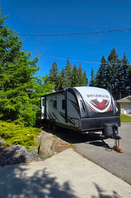 RRZ' S RENTALS Heartland 2185RB Trailer