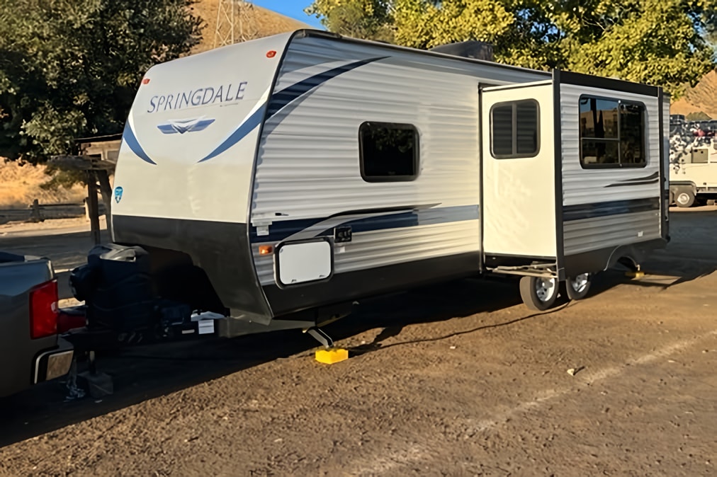 Twin's Keystone springdale  Travel Trailer