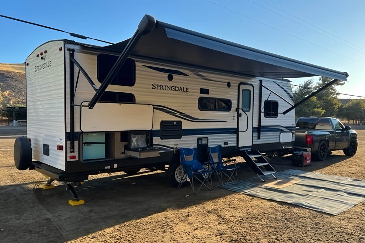 Twin's Keystone springdale  Travel Trailer
