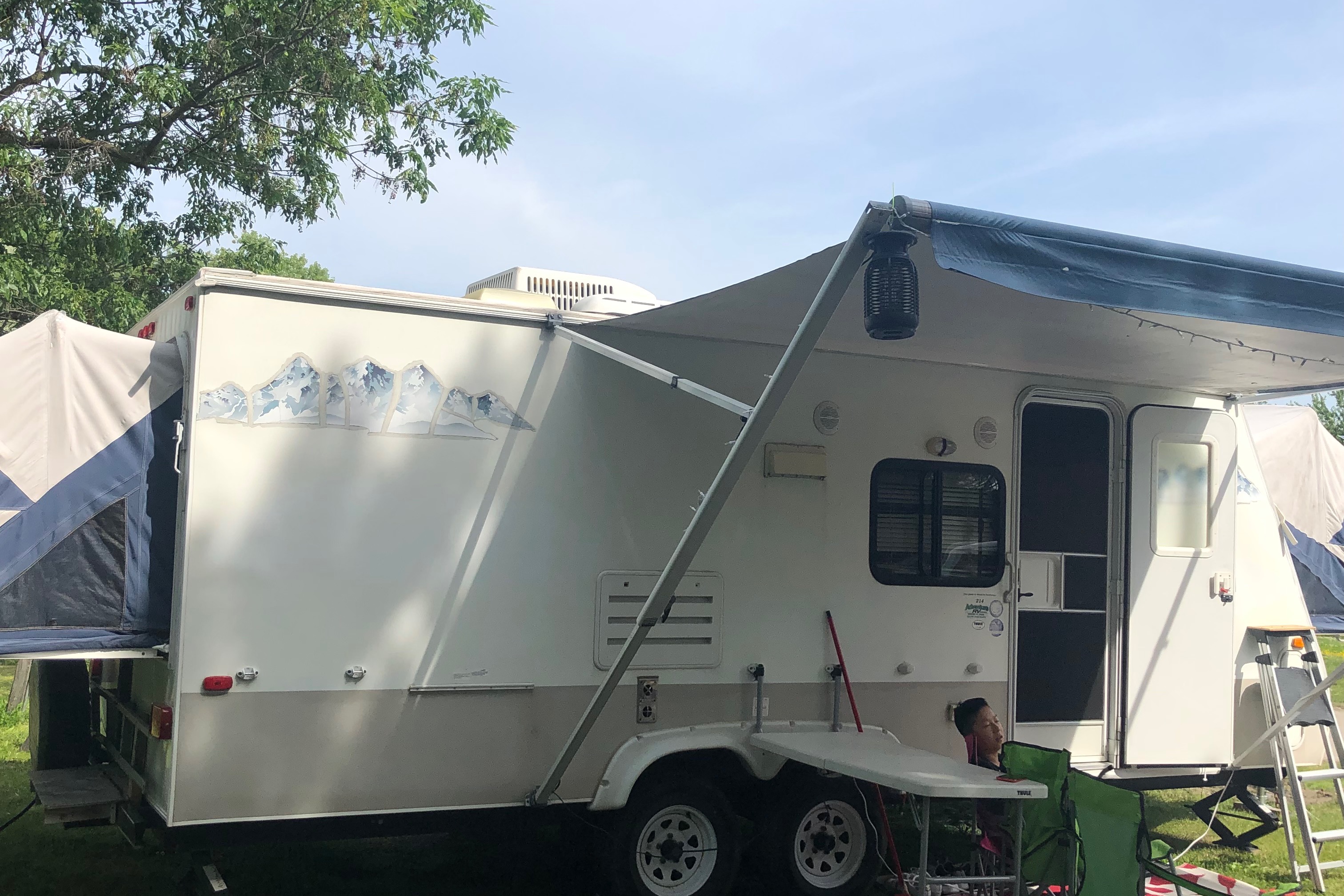 Dutchmen Kodiak 214 family Trailer