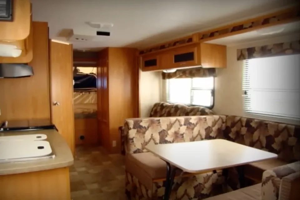 Dutchmen Kodiak 214 family Trailer