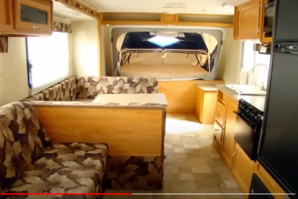 Dutchmen Kodiak 214 family Trailer