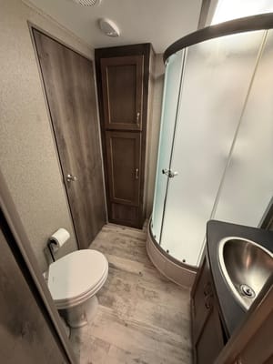 James's Keystone 29fk Travel Trailer