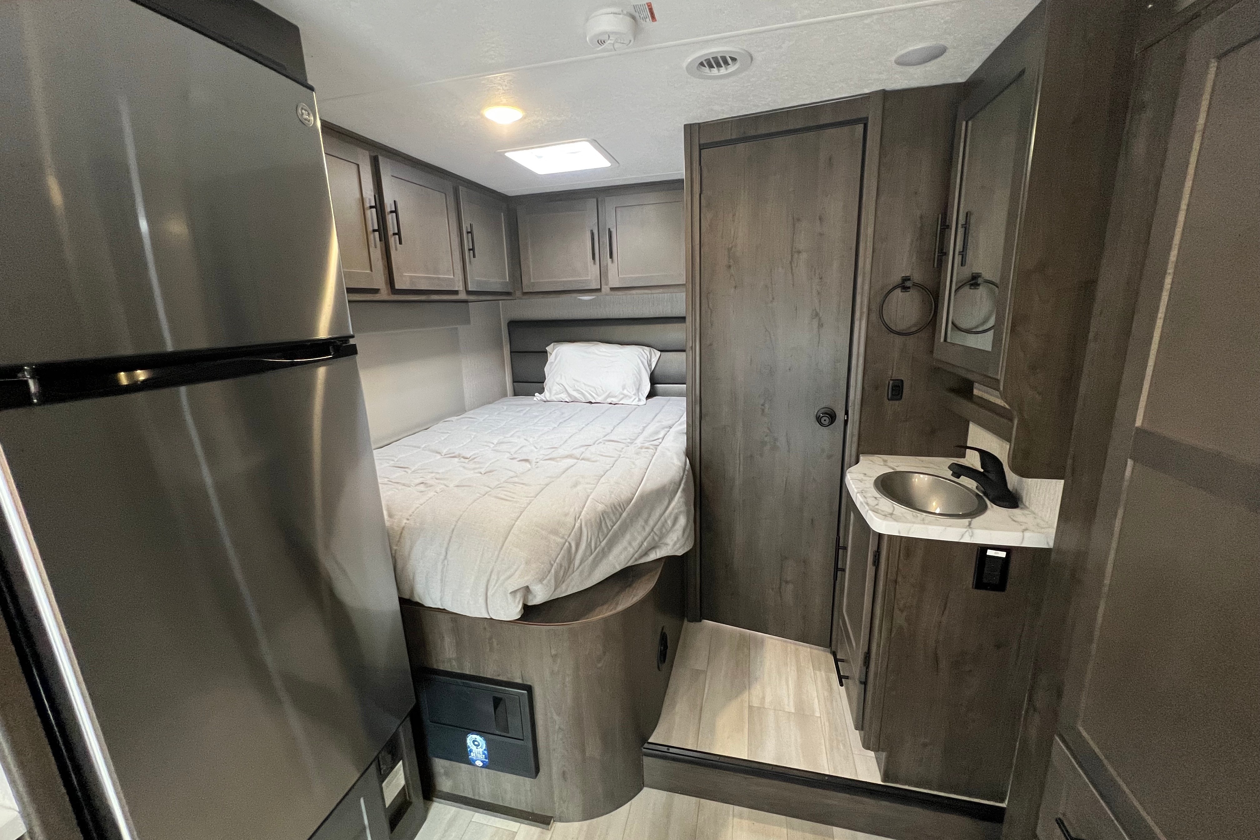 Barry's 2023 Coachman Prism