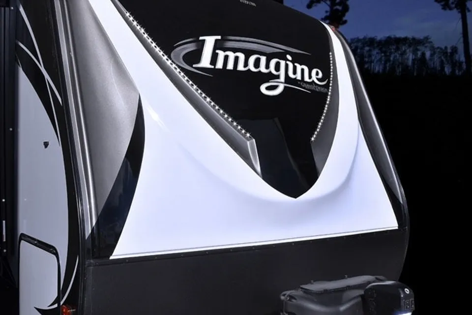 Grand Design - Imagine (bunk house)