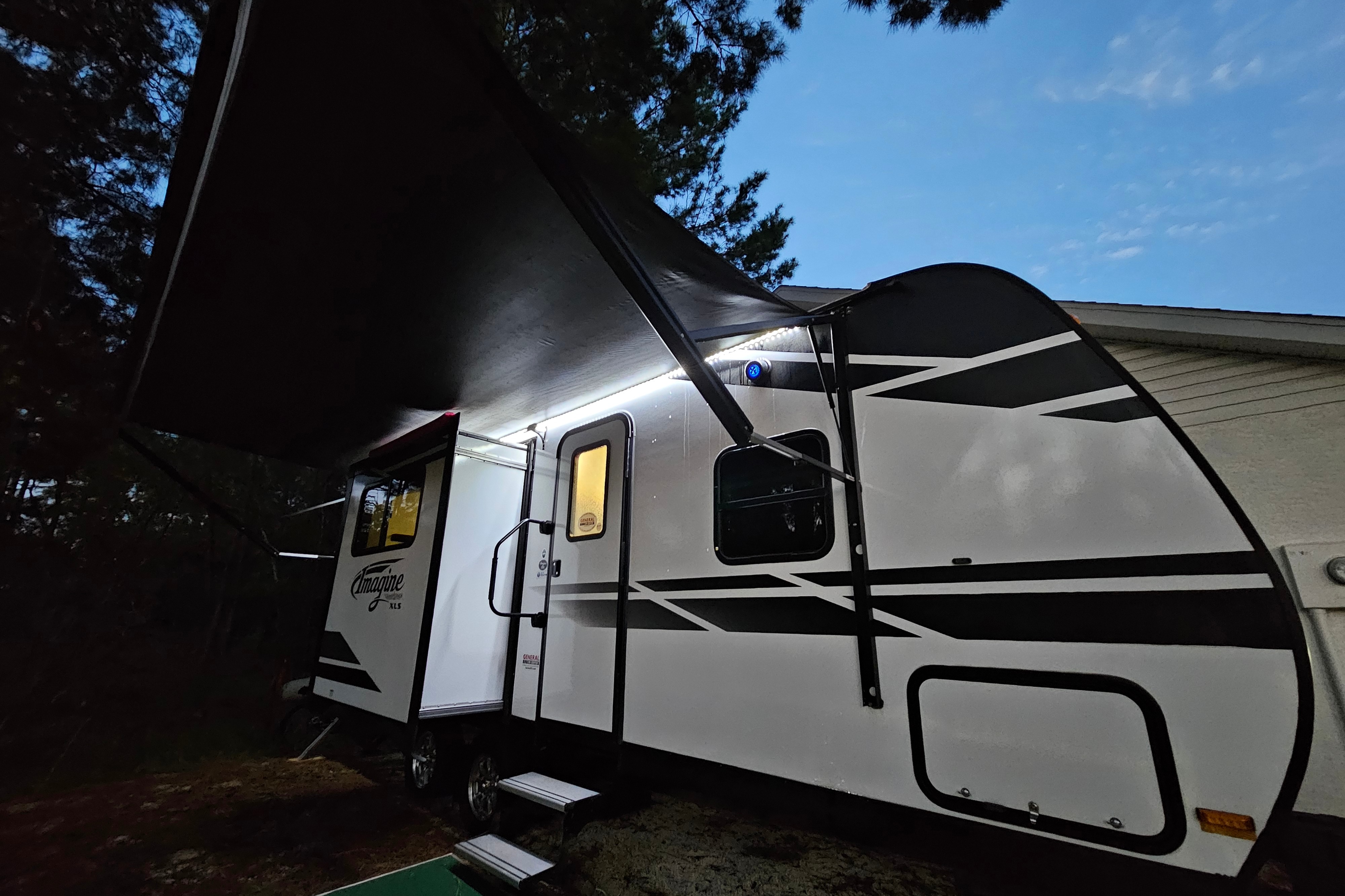 "IMAGINE" A Luxury Vacation - Sleeps 2