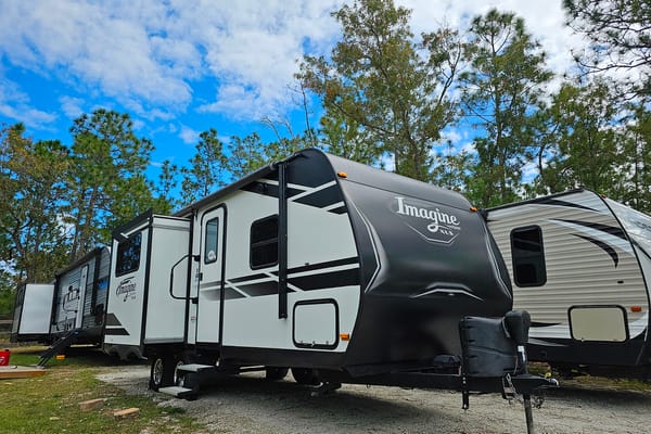 "IMAGINE" A Luxury Vacation - Sleeps 2