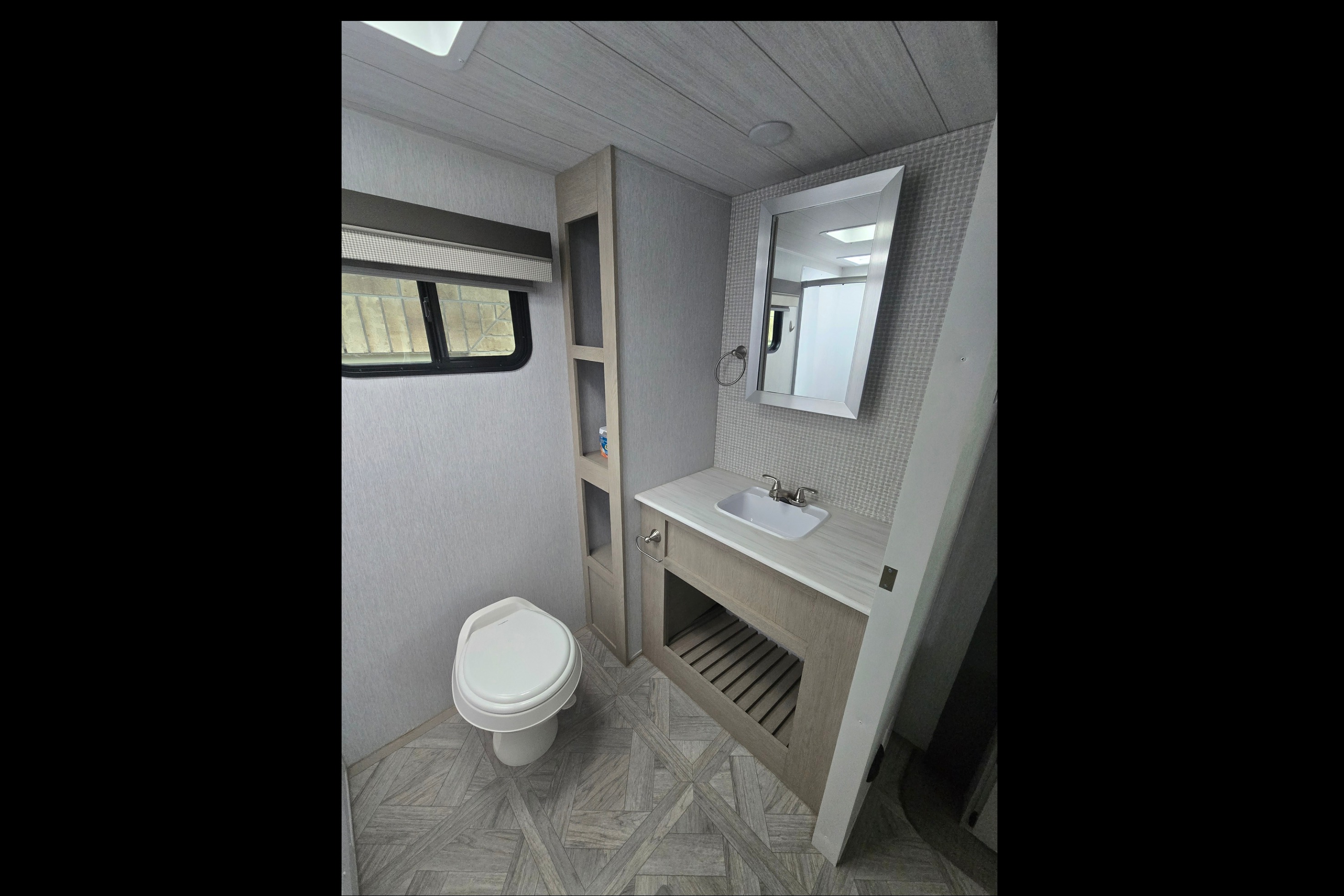 Salem 26RBS Travel Trailer