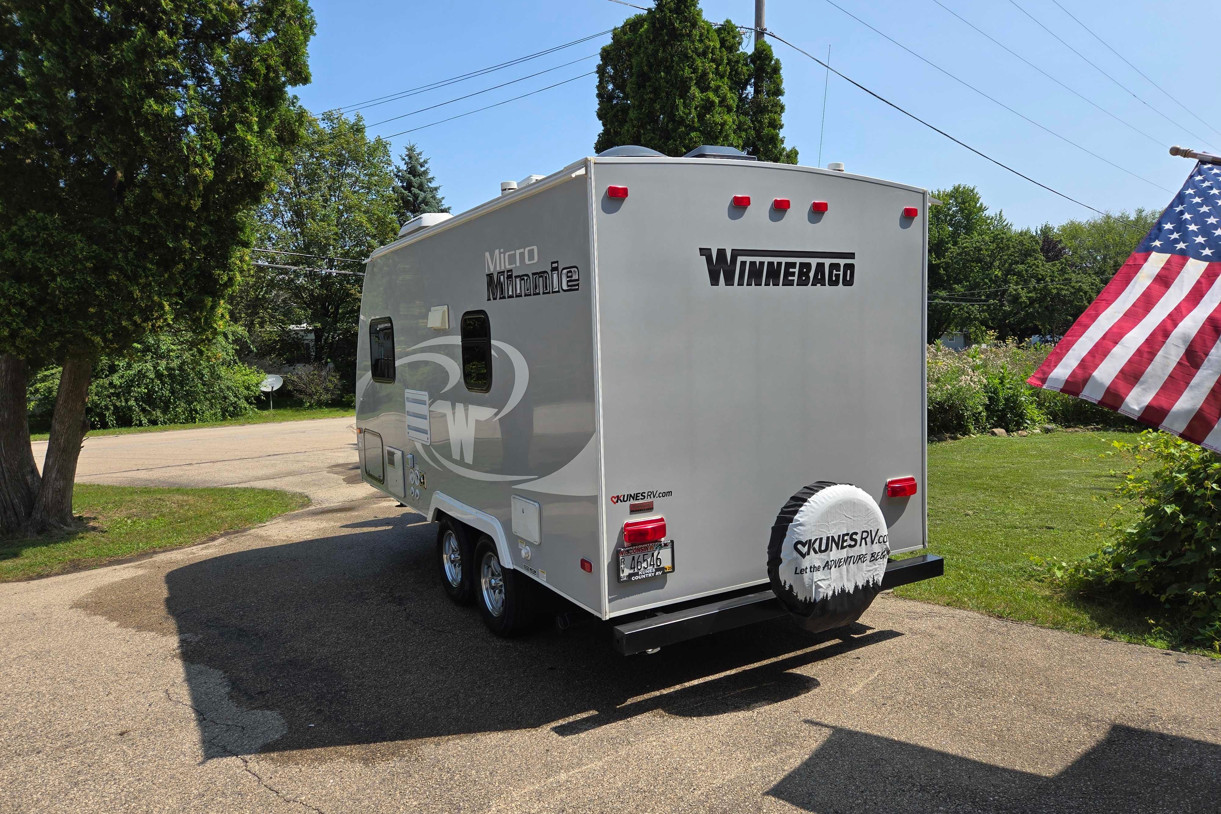 Guillermo's Winnebago 1706fb Travel Trailer