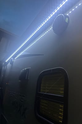 Robert 's Starcraft Superlite Travel Trailer