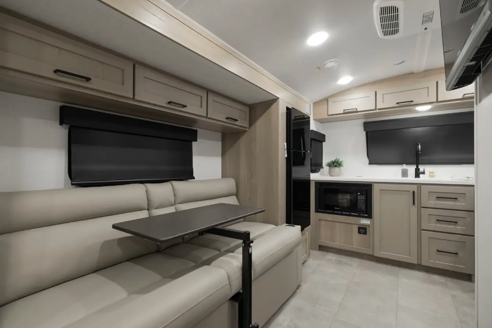 Fox RV Rentals Forest River Rockwood Geo Pro 20FK
