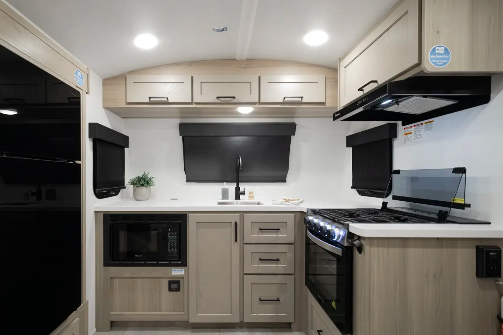 Fox RV Rentals Forest River Rockwood Geo Pro 20FK