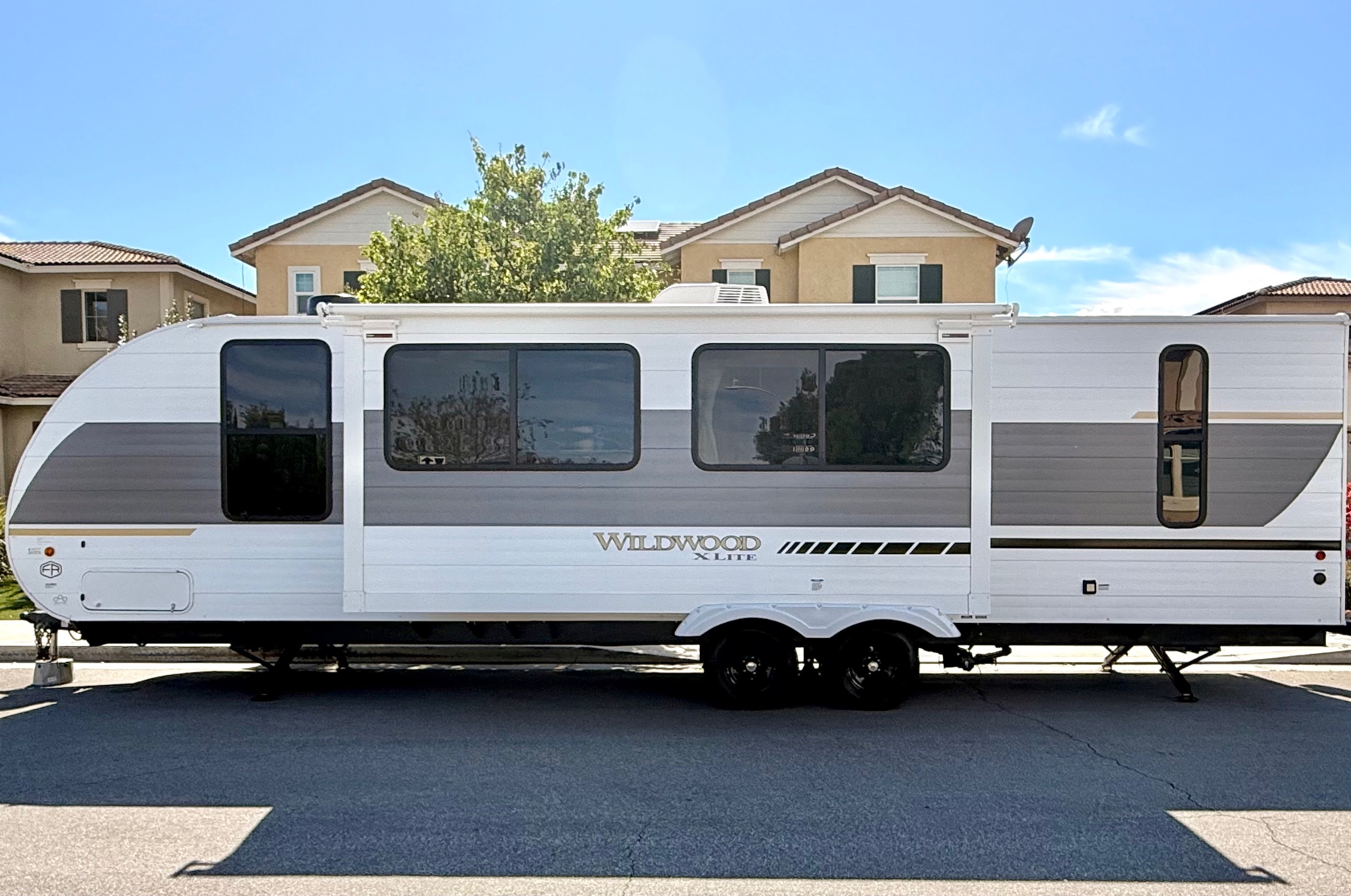 Desert & Dunes Adventures Forest River Wildwood X-Lite T273QBXL Travel Trailer