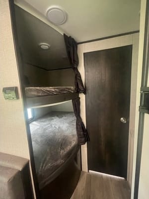 Steve's Jayco 264BHW Travel Trailer
