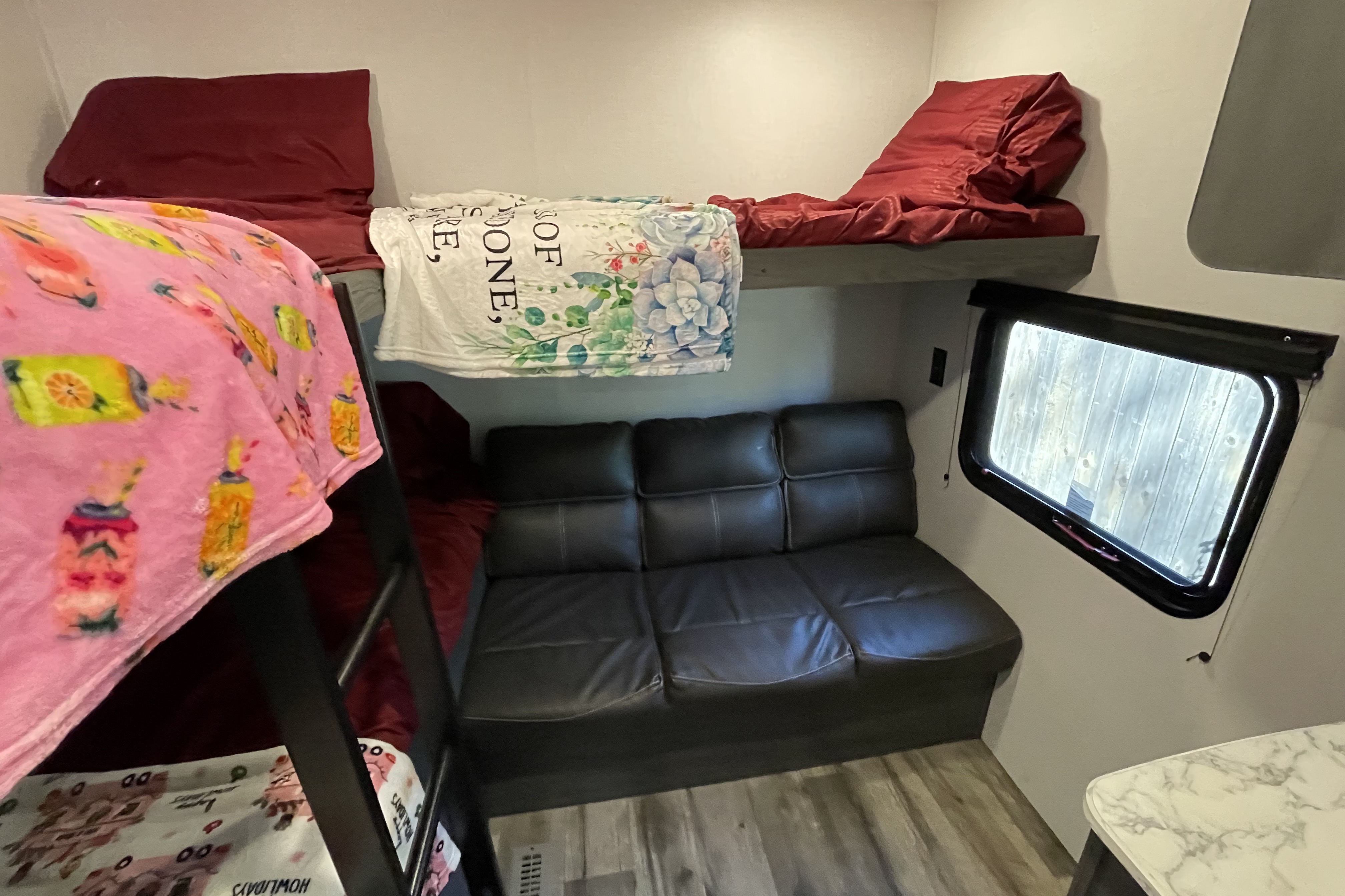 Basic Lee Camping