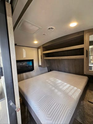 Keystone Springdale 282 bh Travel Trailer