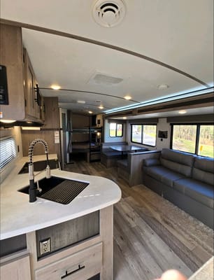 Keystone Springdale 282 bh Travel Trailer