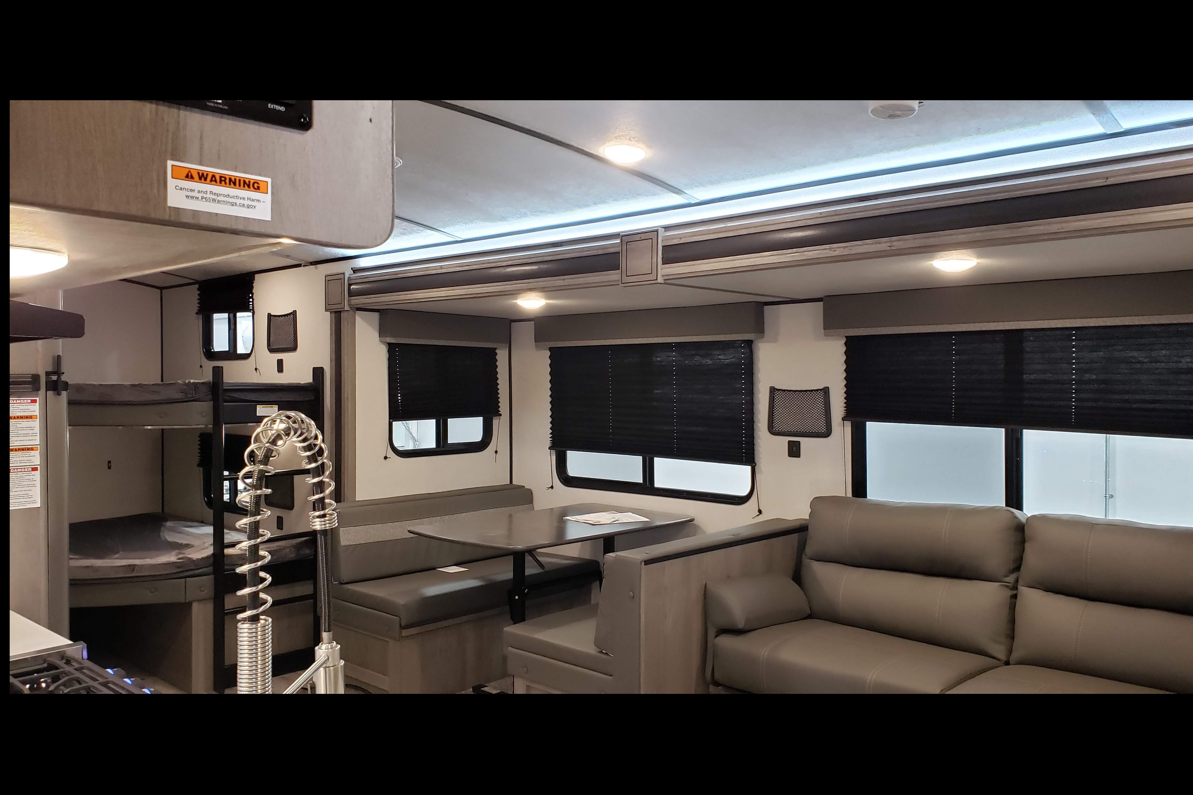 Keystone Springdale 282 bh Travel Trailer