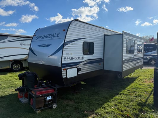 Keystone Springdale 282 bh Travel Trailer