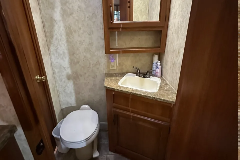 333-DB Montanan Bunk Room with two bathrooms (sleeps 10) Turn Key Package Available